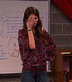 Victorious_S02E10_ToriTorturesTeacher_VJBR_1897.jpg