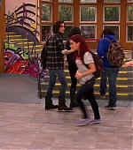 Victorious_S02E10_ToriTorturesTeacher_VJBR_3241.jpg