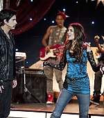 Victorious_2x01_Stills_VJBR_28129.jpg