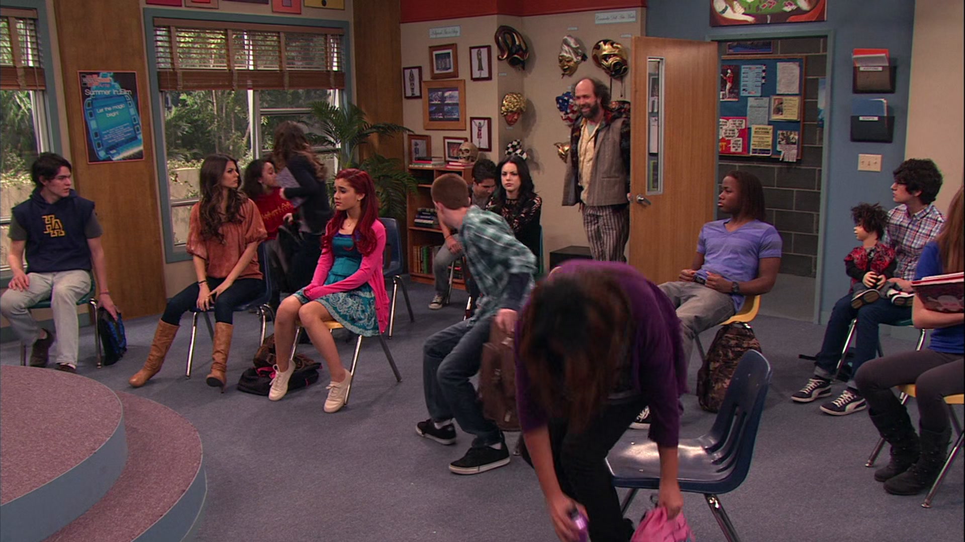 Victorious_S02E12_TerrorOnCupcakeStreet_VJBR_0119.jpg