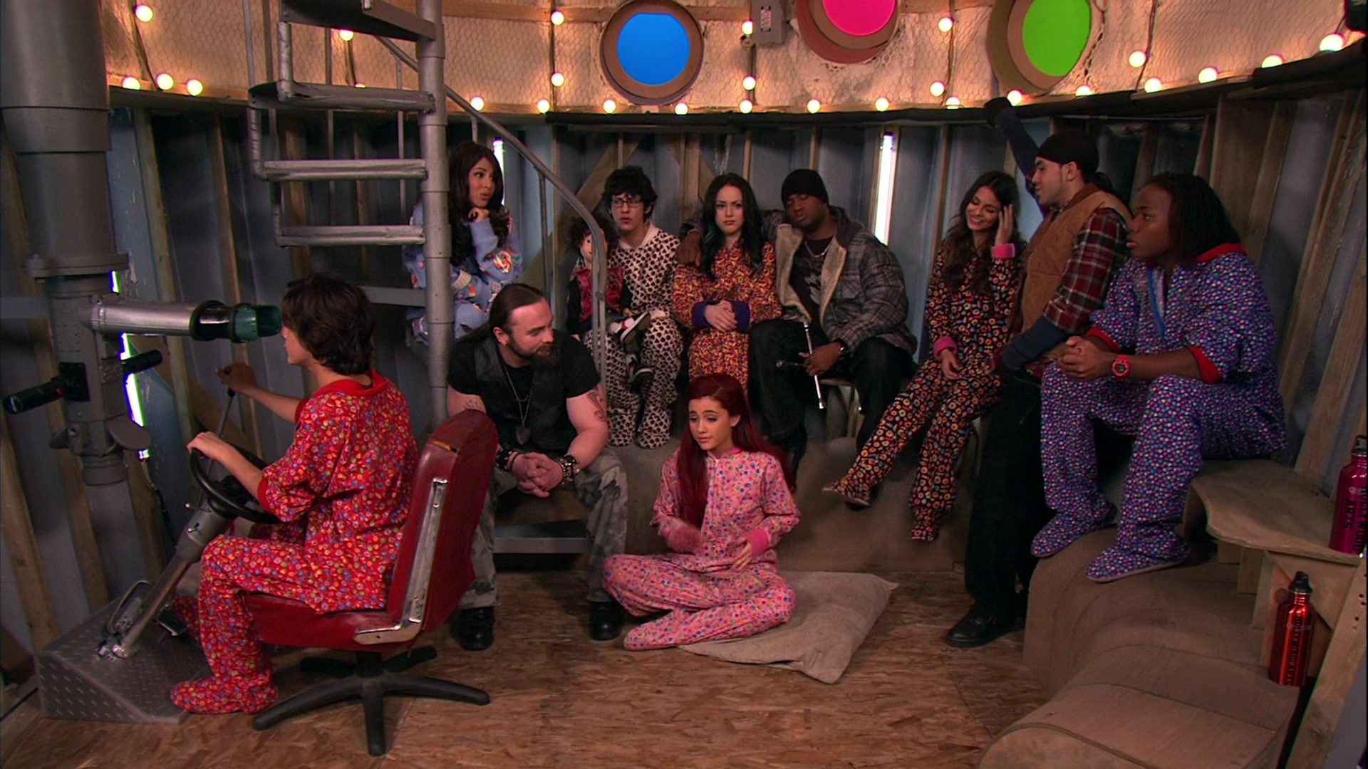 Victorious_S02E12_TerrorOnCupcakeStreet_VJBR_3294.jpg