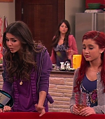 Victorious_S02E12_TerrorOnCupcakeStreet_VJBR_0735.jpg