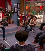 Victorious_S02E13_AChristmasTori_VJBR_0145.jpg