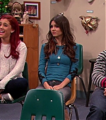 Victorious_S02E13_AChristmasTori_VJBR_0212.jpg