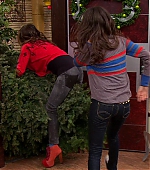 Victorious_S02E13_AChristmasTori_VJBR_0945.jpg