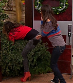 Victorious_S02E13_AChristmasTori_VJBR_0946.jpg