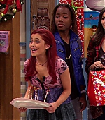 Victorious_S02E13_AChristmasTori_VJBR_1329.jpg