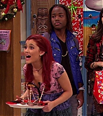 Victorious_S02E13_AChristmasTori_VJBR_1334.jpg