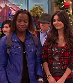 Victorious_S02E13_AChristmasTori_VJBR_1353.jpg