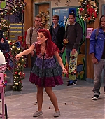 Victorious_S02E13_AChristmasTori_VJBR_1409.jpg