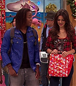 Victorious_S02E13_AChristmasTori_VJBR_1438.jpg