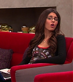 Victorious_S02E13_AChristmasTori_VJBR_1520.jpg