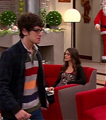 Victorious_S02E13_AChristmasTori_VJBR_1625.jpg