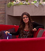 Victorious_S02E13_AChristmasTori_VJBR_1651.jpg