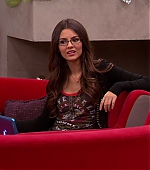 Victorious_S02E13_AChristmasTori_VJBR_1667.jpg