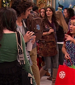 Victorious_S02E13_AChristmasTori_VJBR_2087.jpg