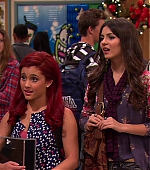 Victorious_S02E13_AChristmasTori_VJBR_2180.jpg