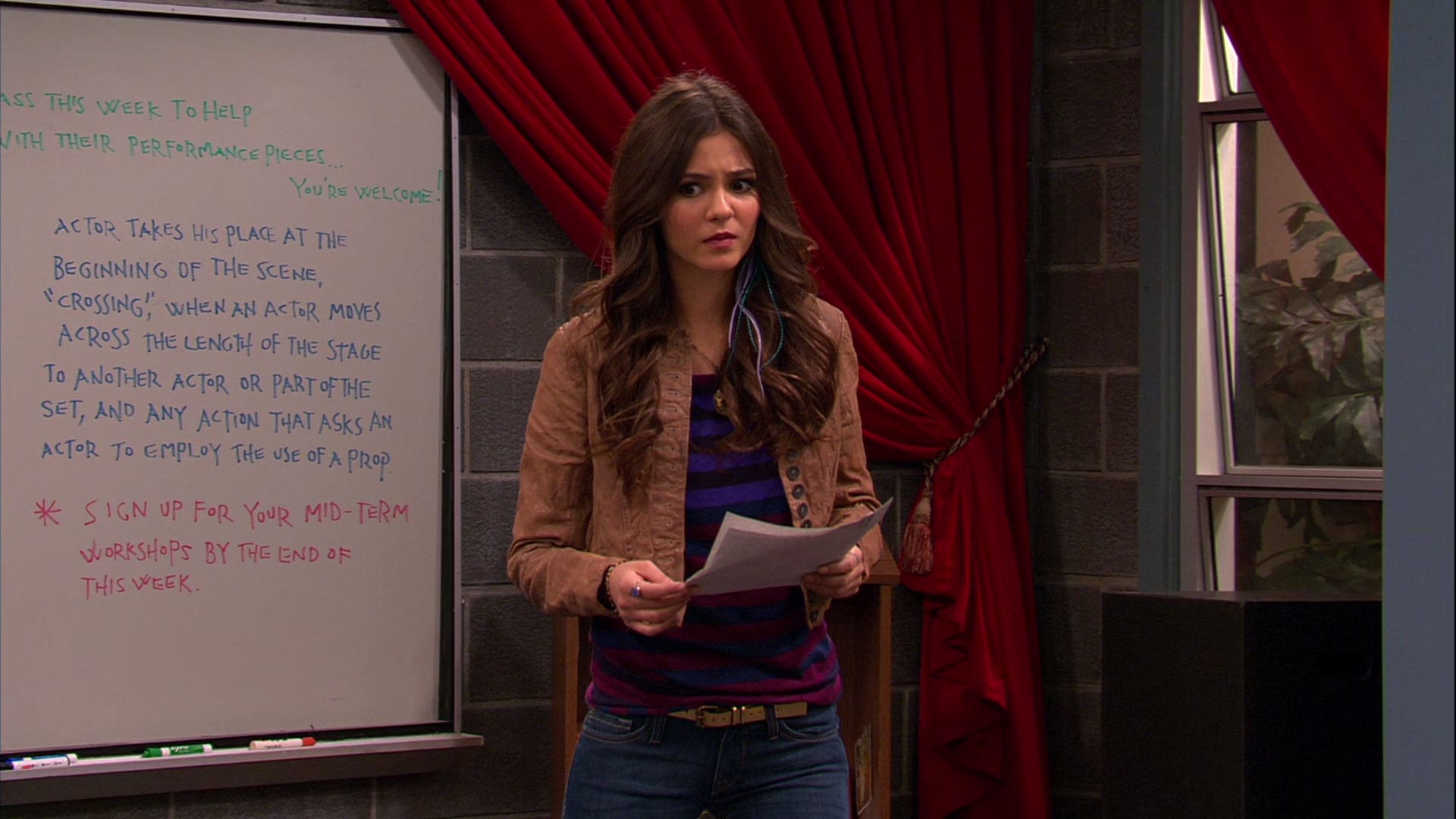 Victorious_S03E02_TheGorillaClub_VJBR_0058.jpg