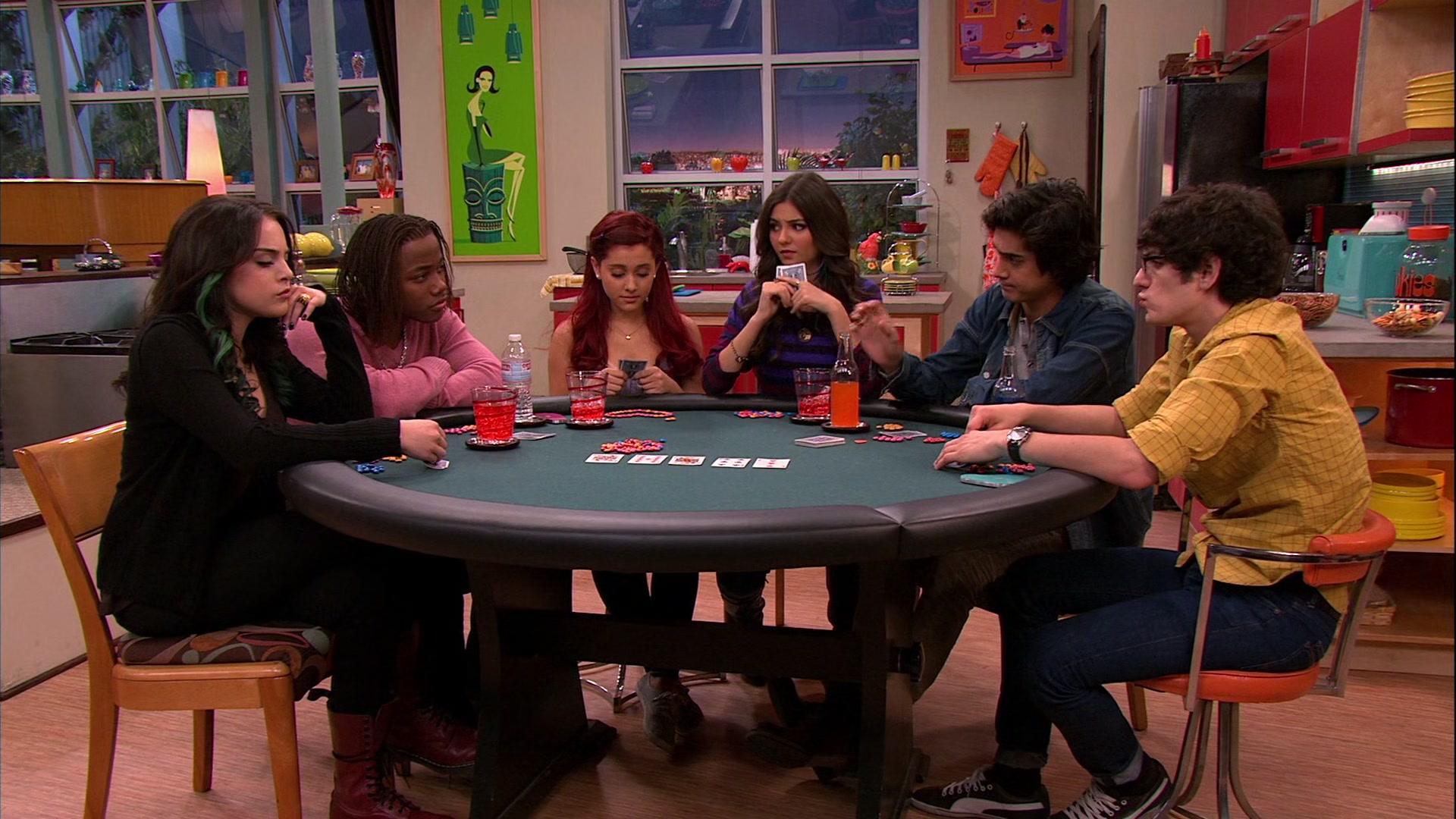 Victorious_S03E02_TheGorillaClub_VJBR_0610.jpg