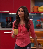 Victorious_S03E02_TheGorillaClub_VJBR_2681.jpg