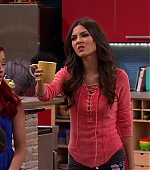 Victorious_S03E02_TheGorillaClub_VJBR_2723.jpg