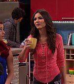 Victorious_S03E02_TheGorillaClub_VJBR_2724.jpg