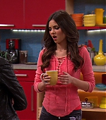 Victorious_S03E02_TheGorillaClub_VJBR_2731.jpg