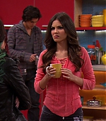 Victorious_S03E02_TheGorillaClub_VJBR_2739.jpg