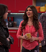 Victorious_S03E02_TheGorillaClub_VJBR_2751.jpg