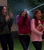 Victorious_S03E02_TheGorillaClub_VJBR_0575.jpg