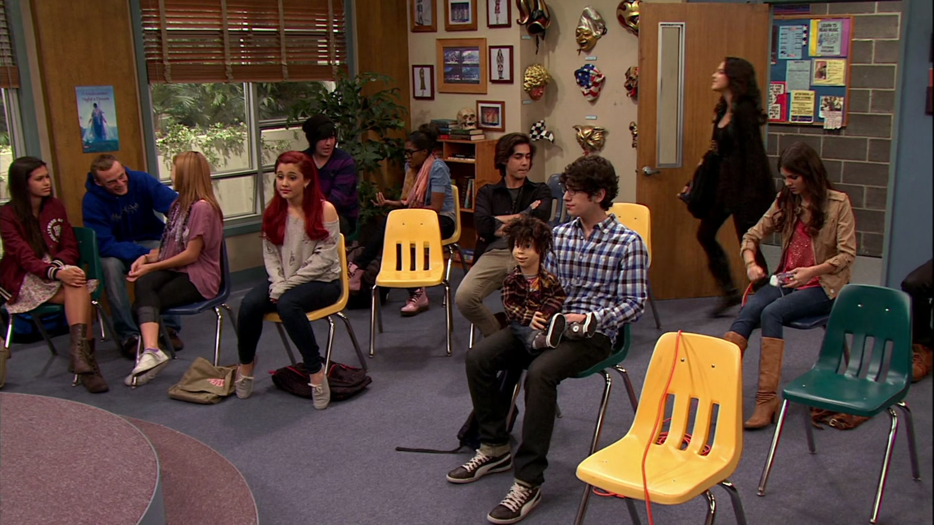 Victorious_S03E03_TheWorstCouple_VJBR_0015.jpg