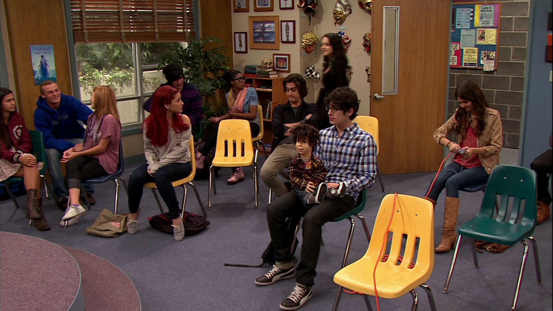 Victorious_S03E03_TheWorstCouple_VJBR_0017.jpg