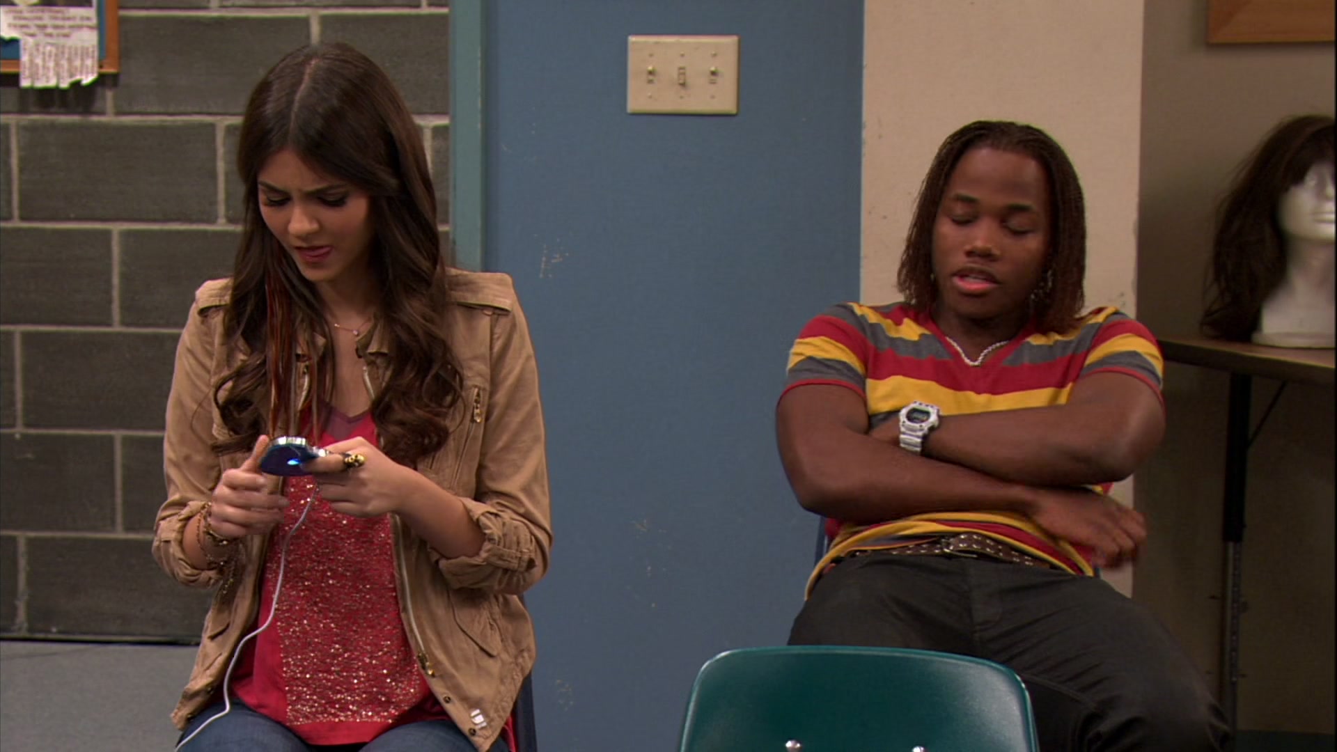 Victorious_S03E03_TheWorstCouple_VJBR_0059.jpg