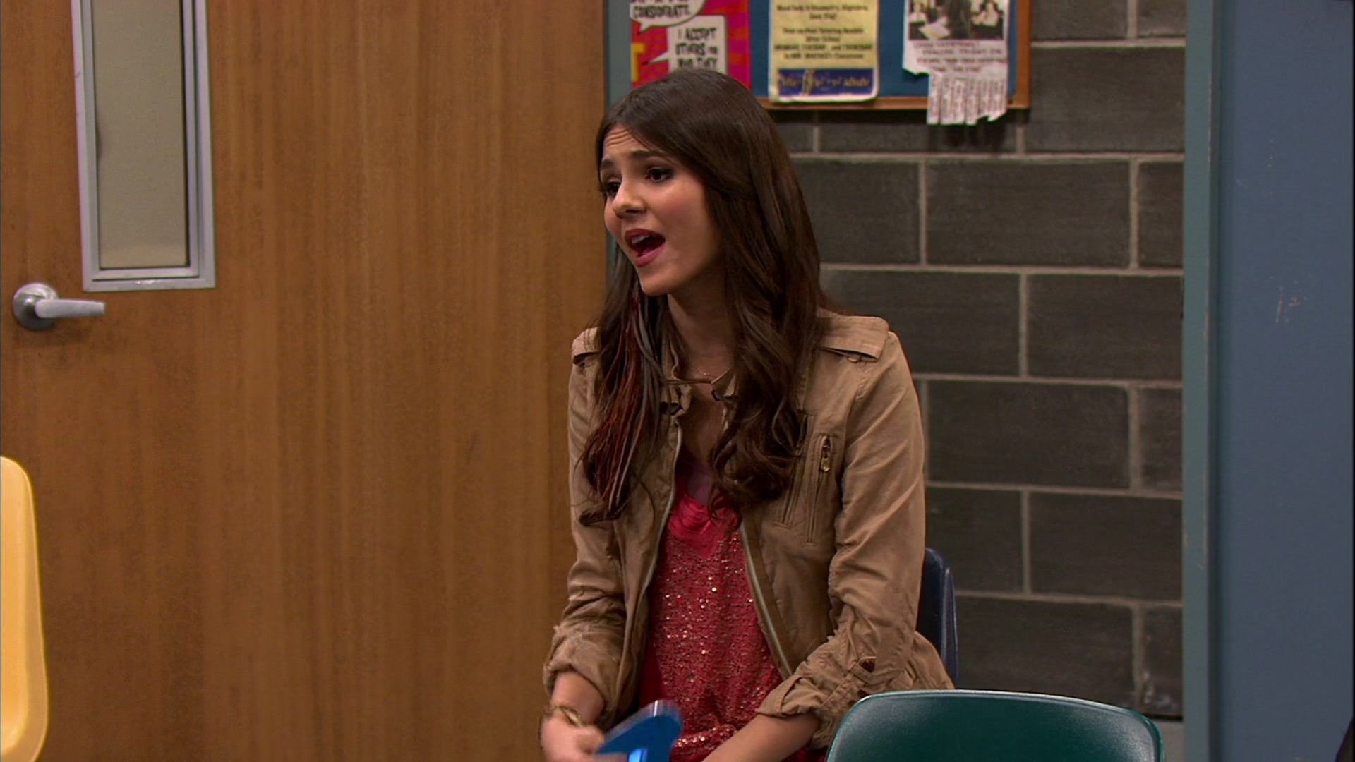 Victorious_S03E03_TheWorstCouple_VJBR_0121.jpg