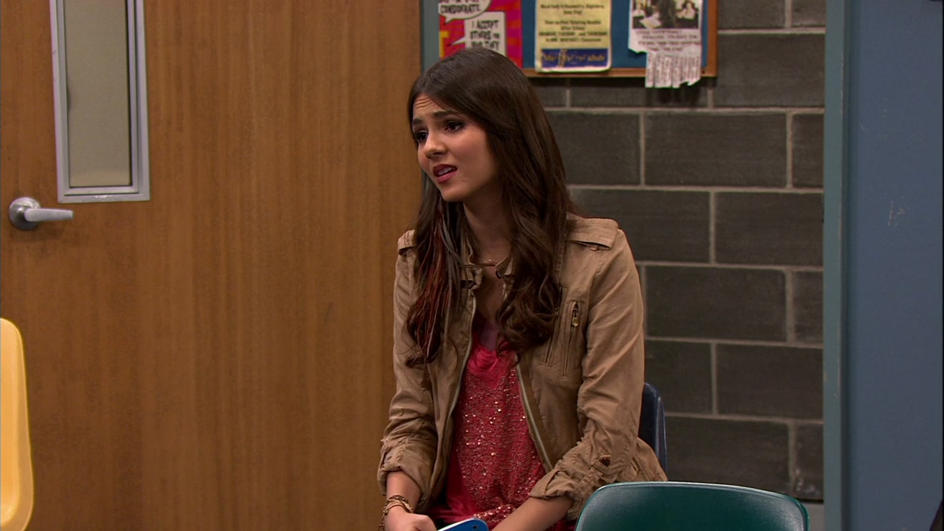 Victorious_S03E03_TheWorstCouple_VJBR_0122.jpg