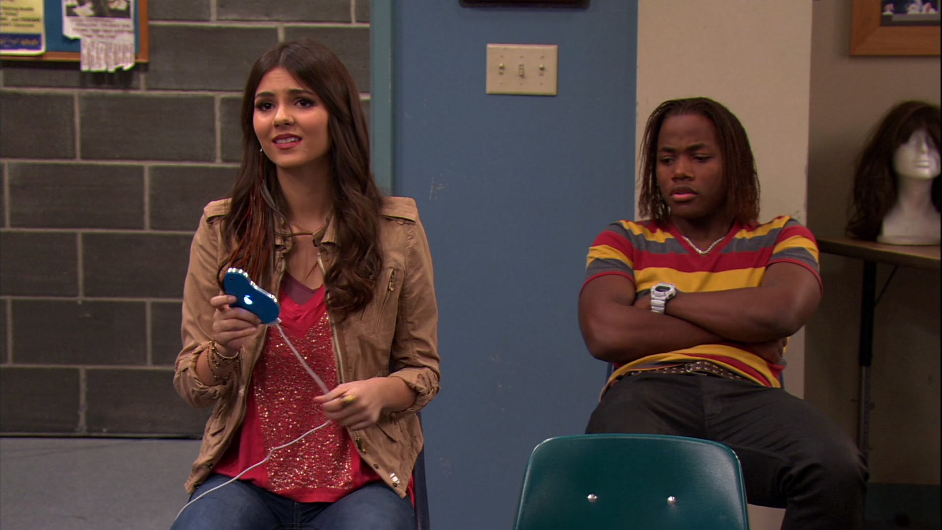 Victorious_S03E03_TheWorstCouple_VJBR_0158.jpg