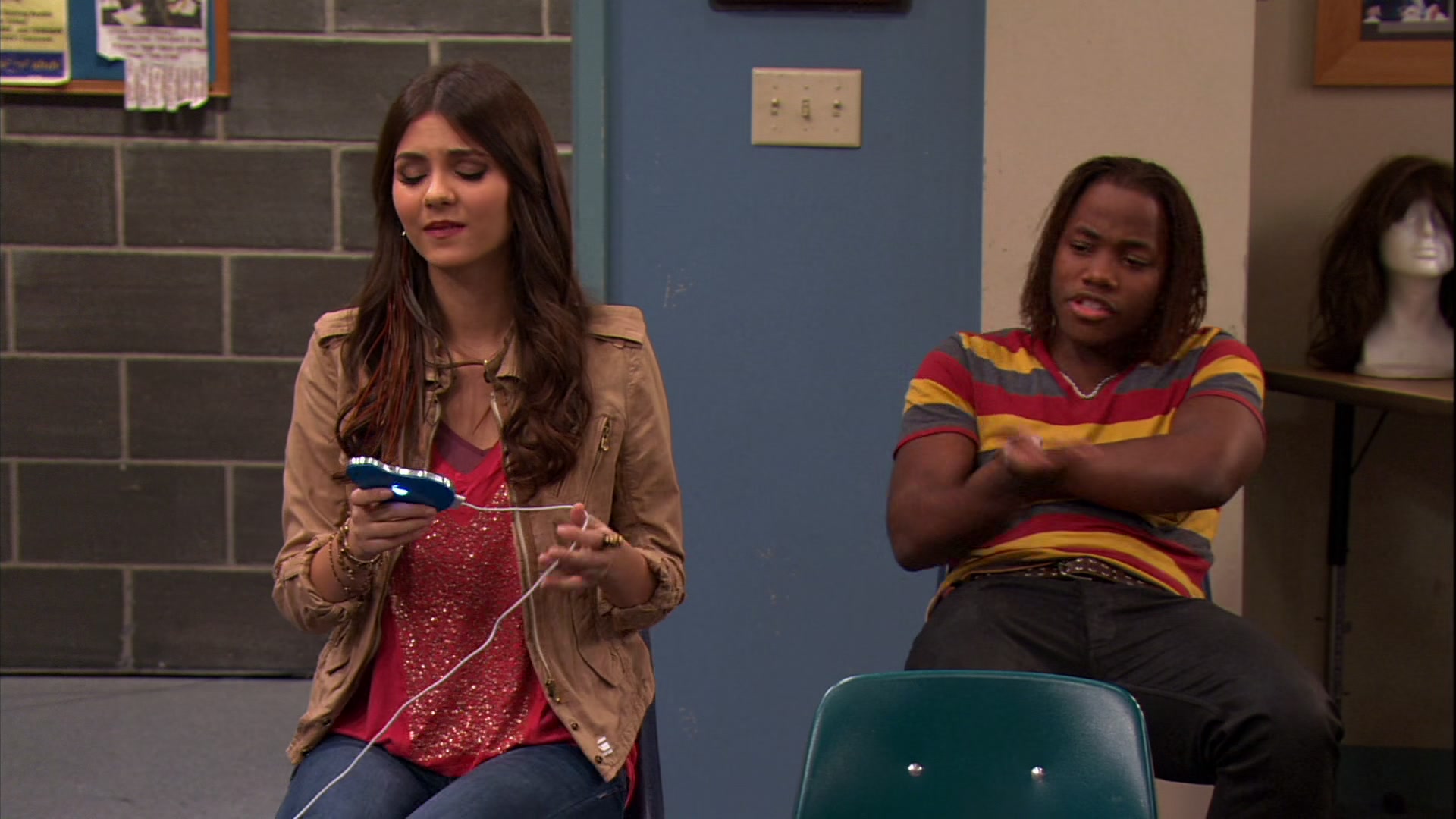 Victorious_S03E03_TheWorstCouple_VJBR_0159.jpg