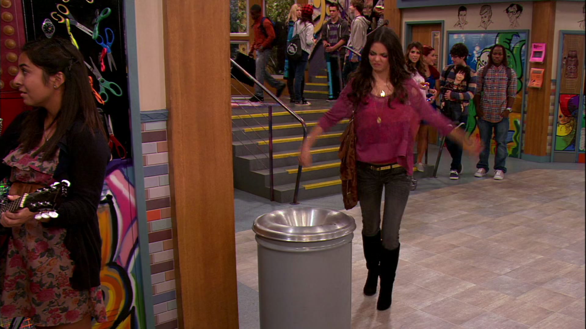 Victorious_S03E03_TheWorstCouple_VJBR_3306.jpg