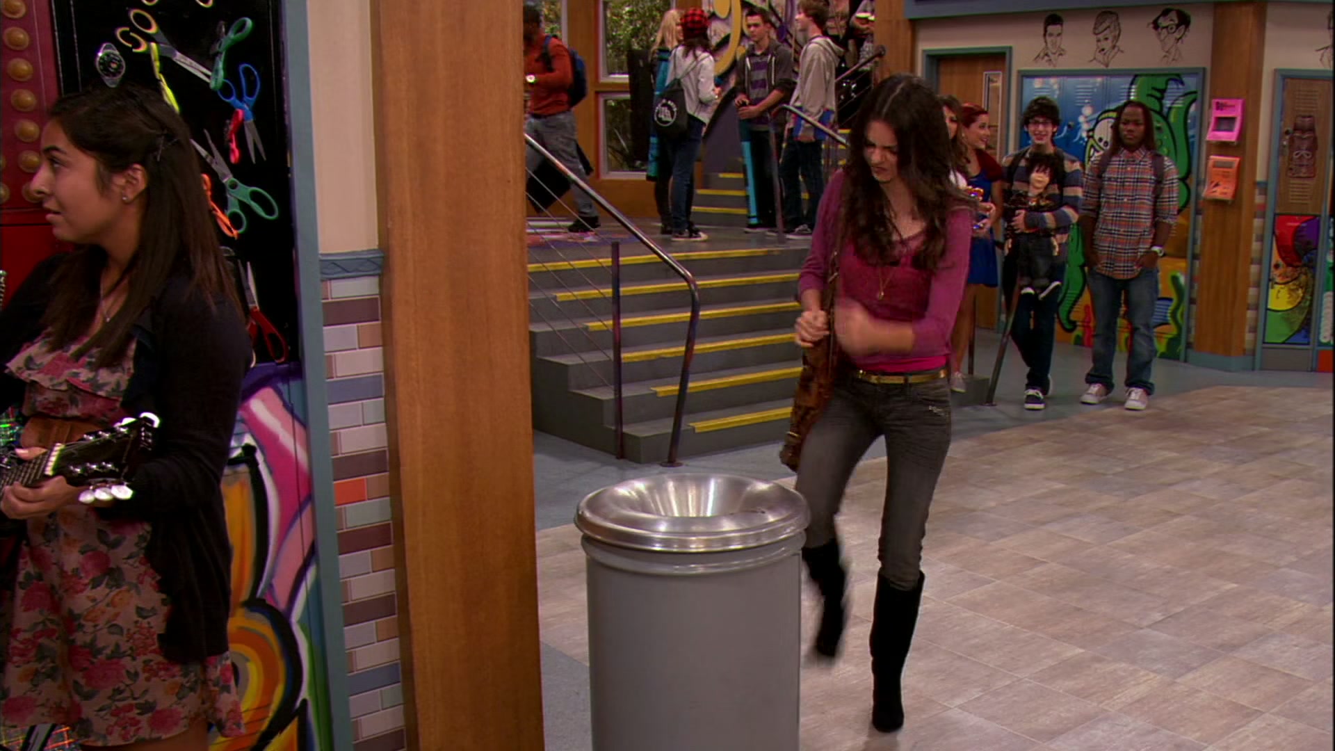 Victorious_S03E03_TheWorstCouple_VJBR_3307.jpg