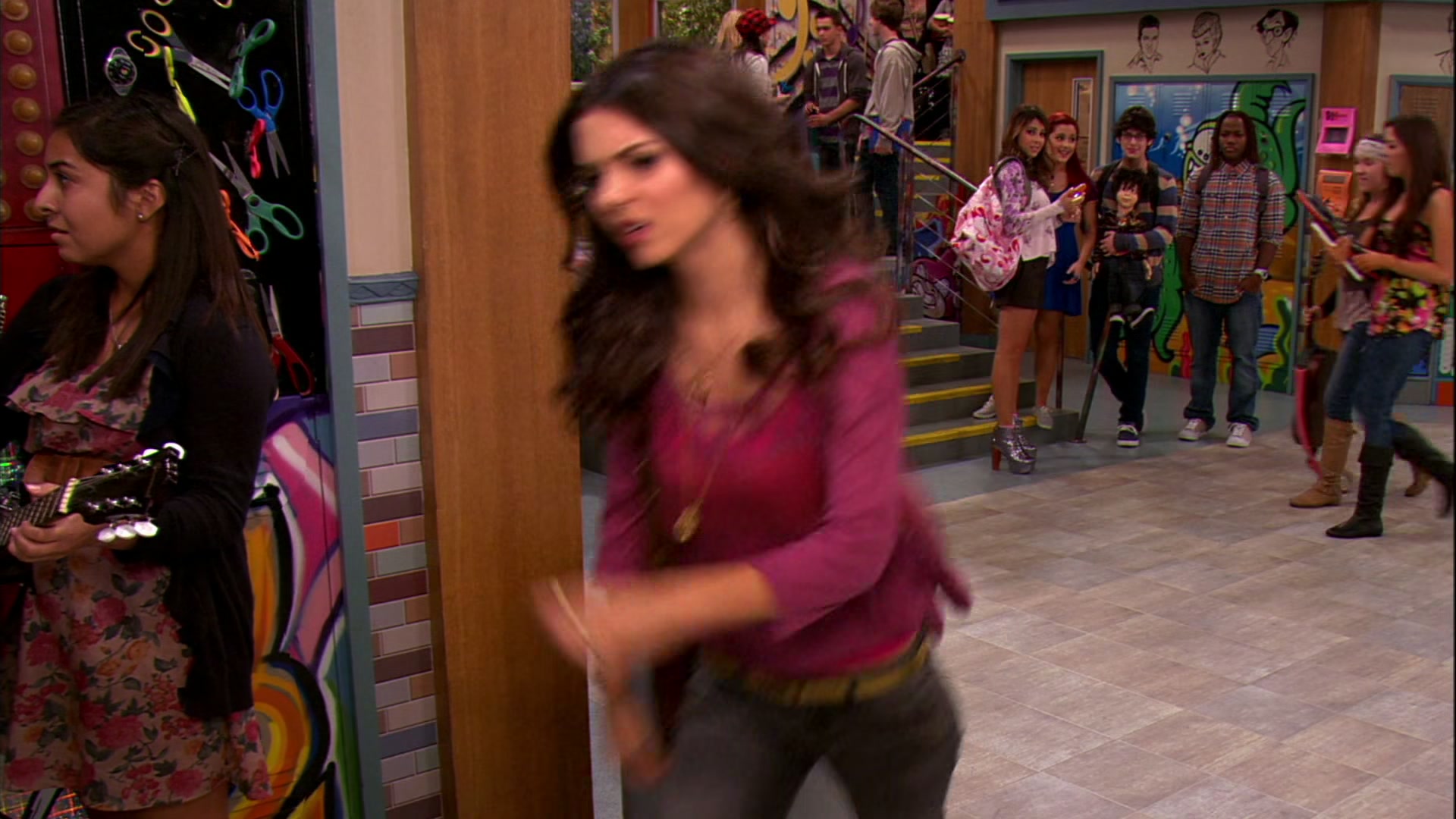 Victorious_S03E03_TheWorstCouple_VJBR_3310.jpg