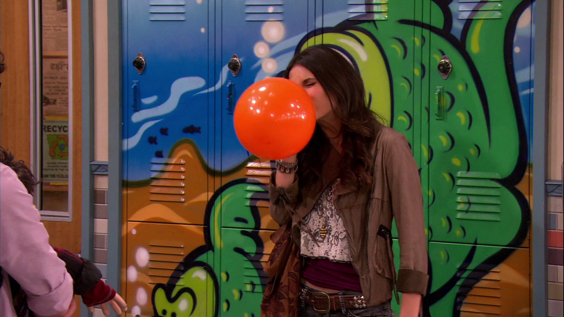 Victorious_S03E04_AndresHorribleGirl_VJBR_0181.jpg