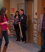 Victorious_S03E05_CarRain_Fire_VJBR_0022.jpg