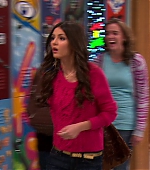 Victorious_S03E05_CarRain_Fire_VJBR_0047.jpg