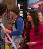 Victorious_S03E05_CarRain_Fire_VJBR_0057.jpg