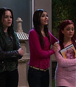 Victorious_S03E05_CarRain_Fire_VJBR_2755.jpg