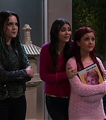 Victorious_S03E05_CarRain_Fire_VJBR_2766.jpg