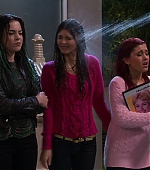 Victorious_S03E05_CarRain_Fire_VJBR_2782.jpg