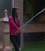 Victorious_S03E05_CarRain_Fire_VJBR_2800.jpg