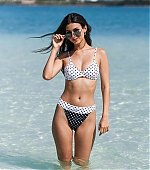 1118full-victoria-justice-13.jpg