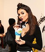 PicturePub_Victoria_Justice_029~0.jpg